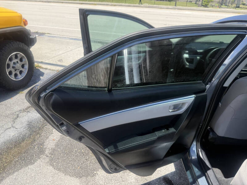 2015 Toyota Corolla LE