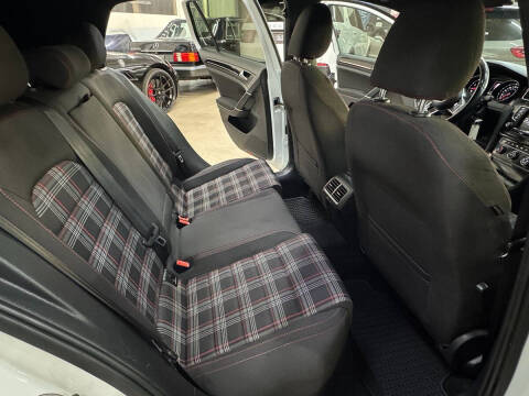 2015 Volkswagen Golf GTI S