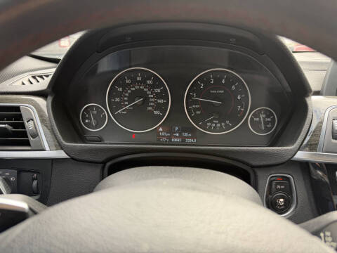 2018 BMW 3 Series 330i