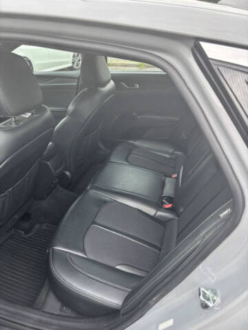 2022 Kia K5