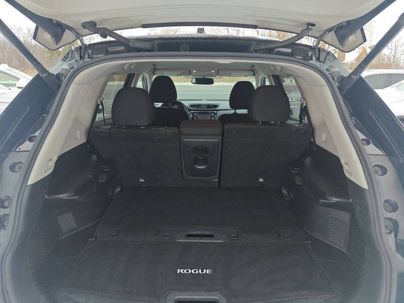 2017 Nissan Rogue SV