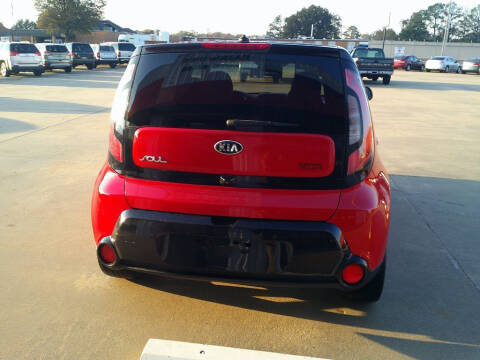 2016 Kia Soul +
