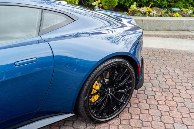 2022 Aston Martin Vantage 52