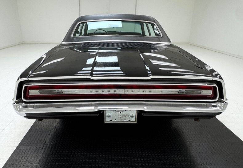 1967 Ford Thunderbird