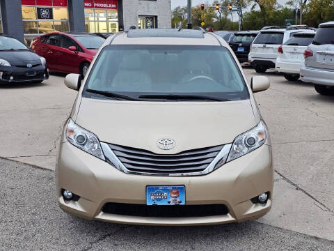 2011 Toyota Sienna XLE 8-Passenger