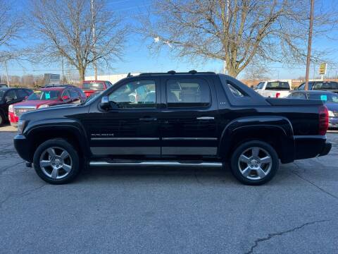2011 Chevrolet Avalanche for sale at Dean's Auto Sales in Flint MI