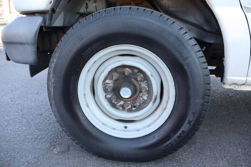 2006 Ford E-Series E-250