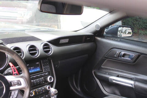 2015 Ford Mustang V6