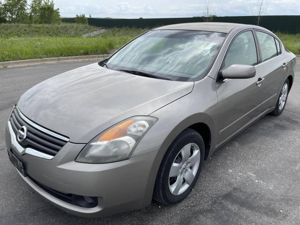 2007 Nissan Altima for sale at Twin Cities Auctions in Elk River, MN