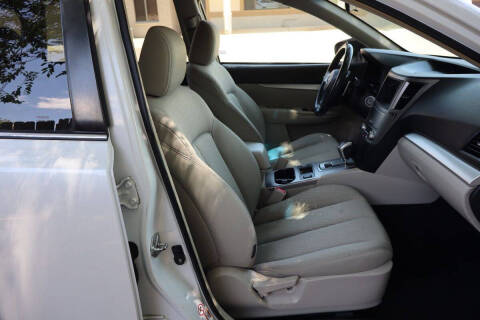 2012 Subaru Outback 2.5i Premium
