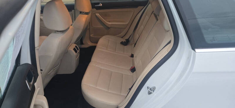 2014 Volkswagen Jetta SportWagen TDI