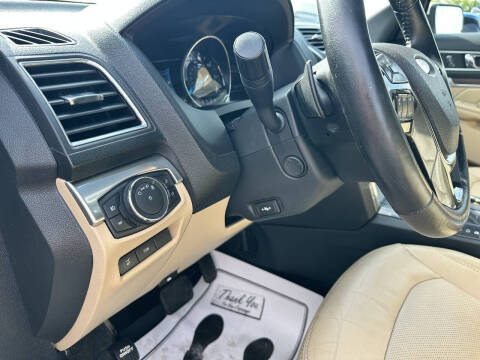 2017 Ford Explorer Limited