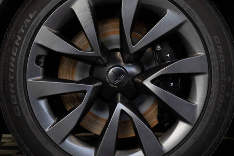 2023 Tesla Model X Standard Range