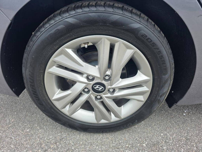 2019 Hyundai Elantra