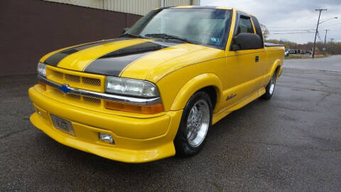 2002 Chevrolet S-10 for sale at Car $mart in Masury OH