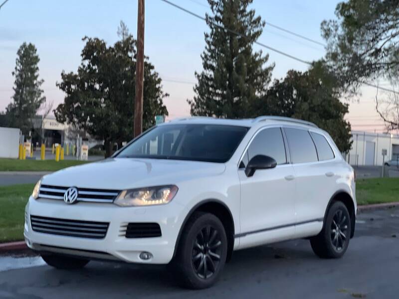 2011 Volkswagen Touareg for sale at AutoAffari LLC in Sacramento CA