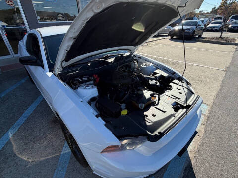 2014 Ford Mustang V6