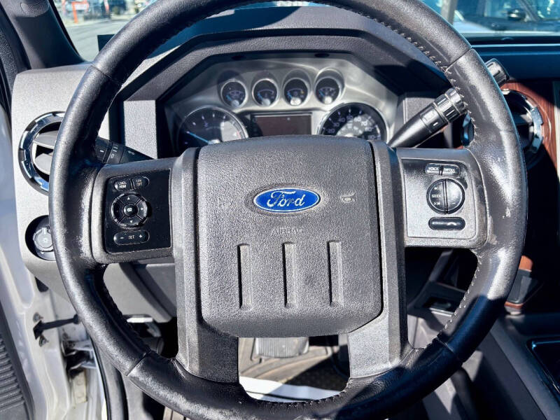 2012 Ford F-250 Super Duty Lariat