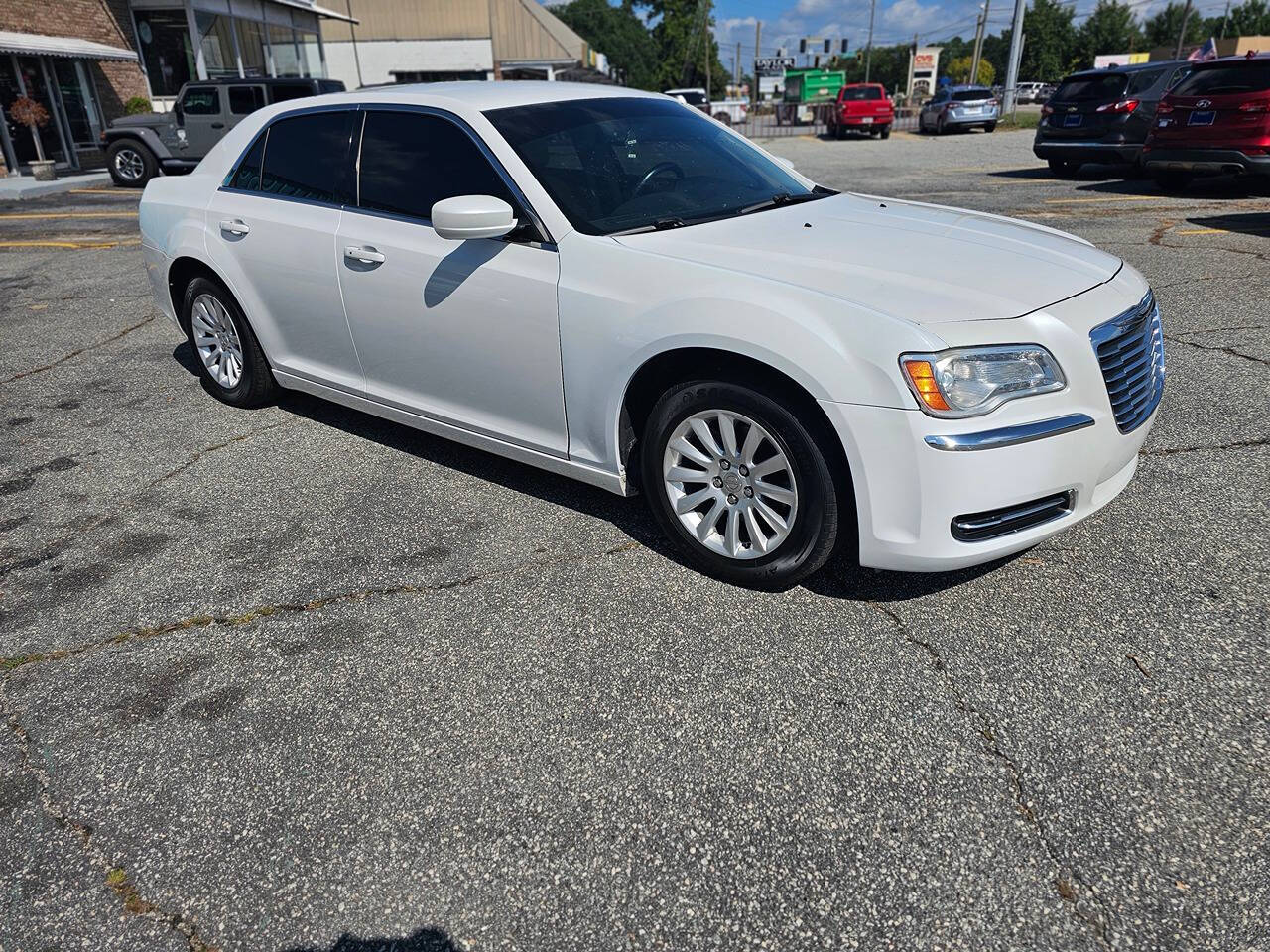 2014 Chrysler 300 for sale at Knight Motor Company in Valdosta, GA