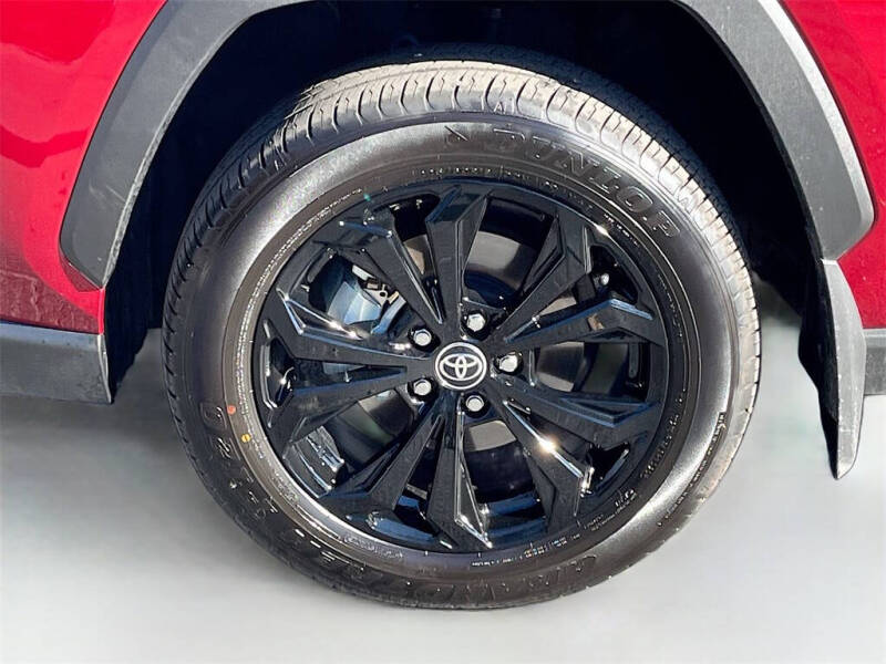 2025 Toyota RAV4 Hybrid XLE Premium