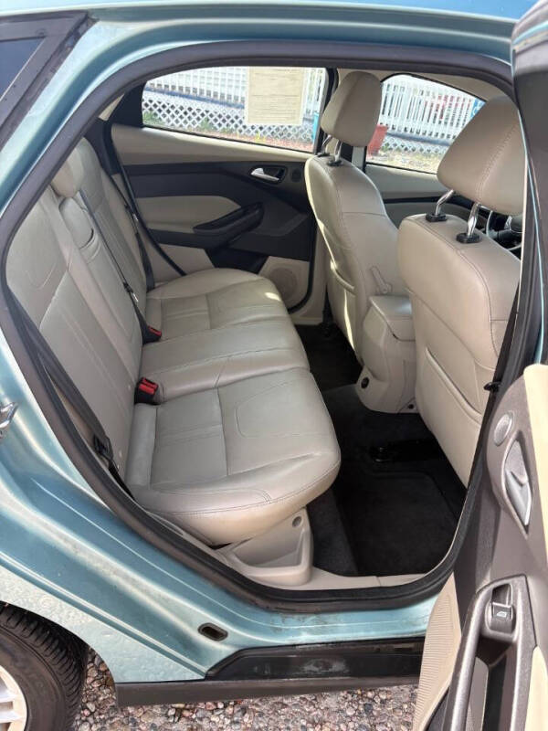 2012 Ford Focus SEL