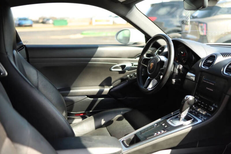 2019 Porsche 718 Cayman