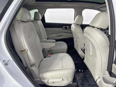 2022 Kia Sorento SX