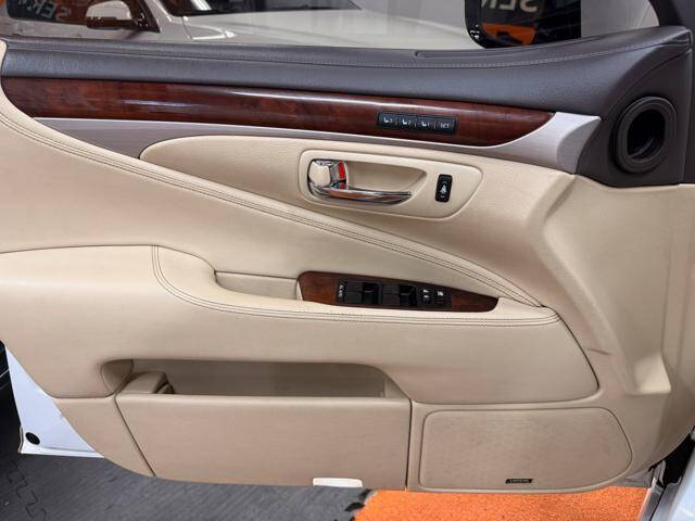 2014 Lexus LS 460