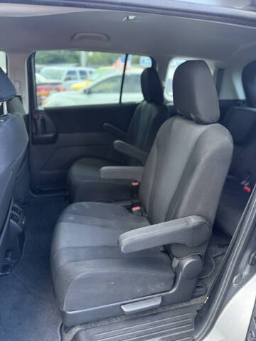 2014 Mazda MAZDA5 Sport