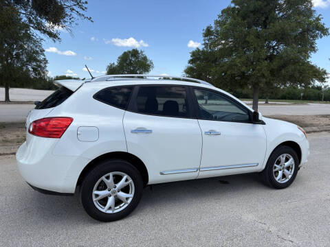 2011 Nissan Rogue SV