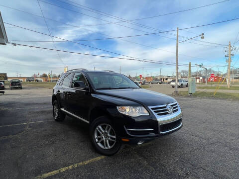 2010 Volkswagen Touareg for sale at Motors For Less in Canton OH