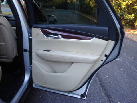 2018 Cadillac XT5 Premium Luxury