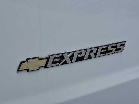 2024 Chevrolet Express 2500