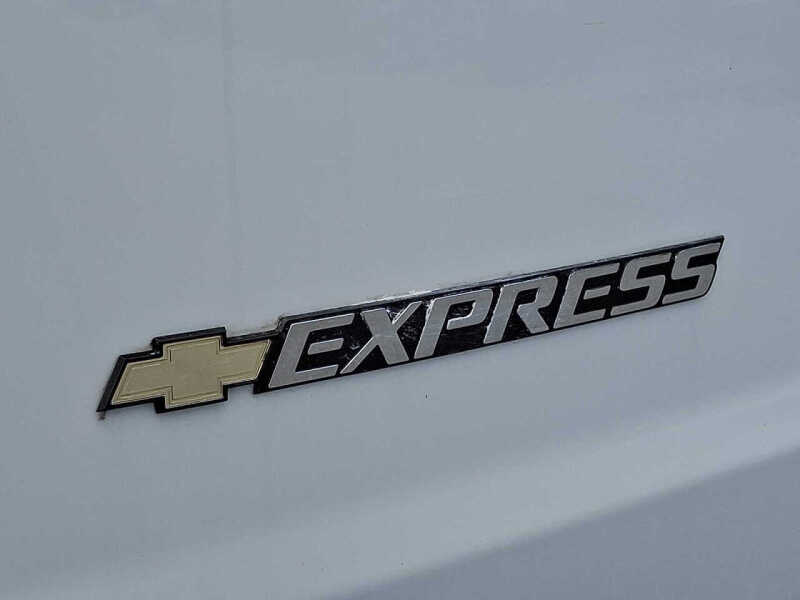 2024 Chevrolet Express 2500