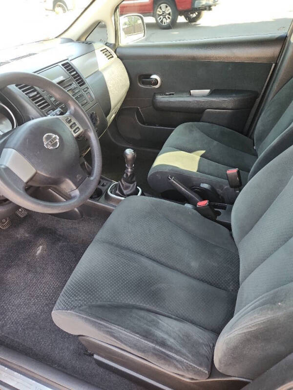 2012 Nissan Versa 1.8 S