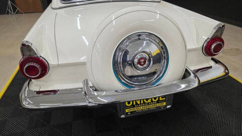 1956 Ford Thunderbird