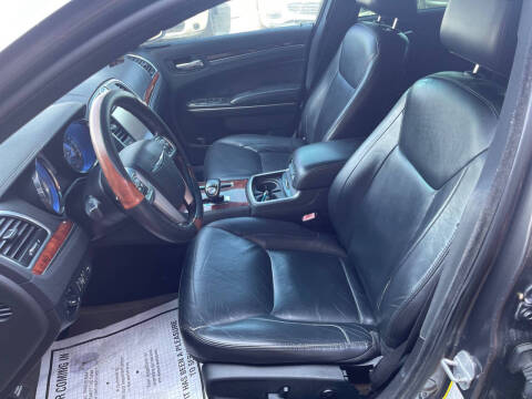 2013 Chrysler 300