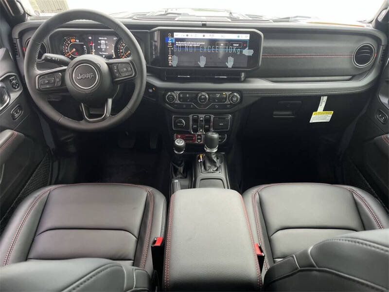 2025 Jeep Wrangler Rubicon X