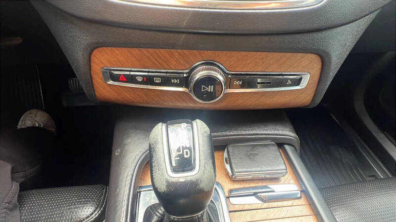 2016 Volvo XC90 T6 Inscription