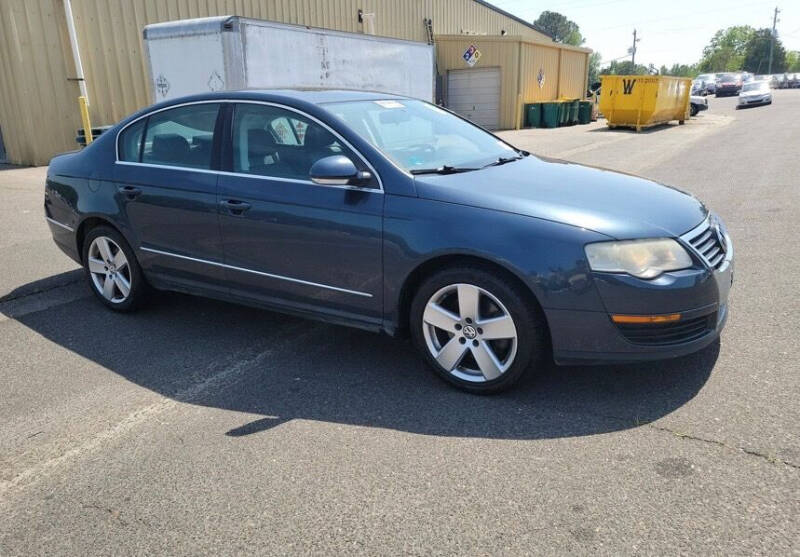 2008 Volkswagen Passat for sale at W & D Auto Sales in Fayetteville NC