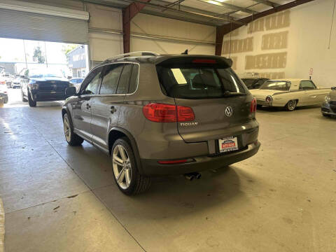 2014 Volkswagen Tiguan R-Line