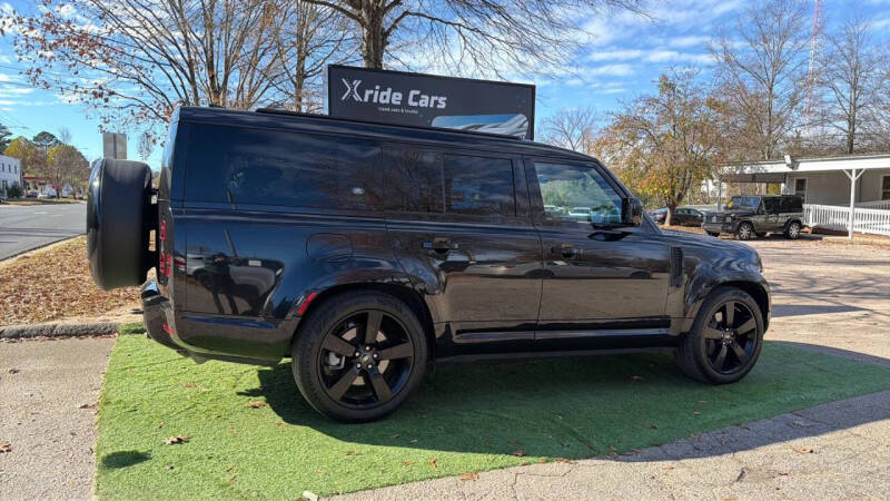 2024 Land Rover Defender 130 P400 X-Dynamic SE