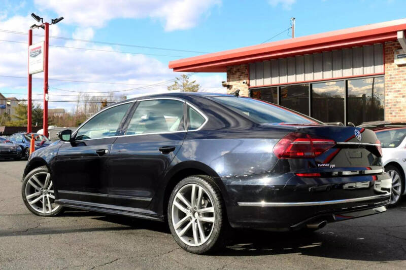 2019 Volkswagen Passat SE R-Line