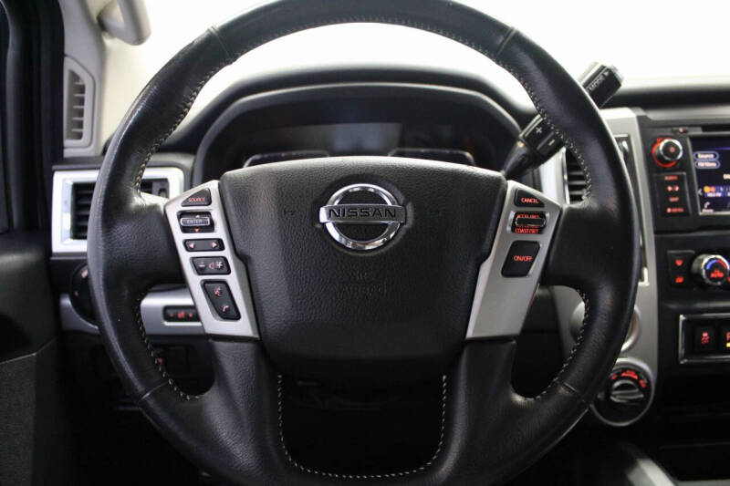 2019 Nissan Titan PRO-4X