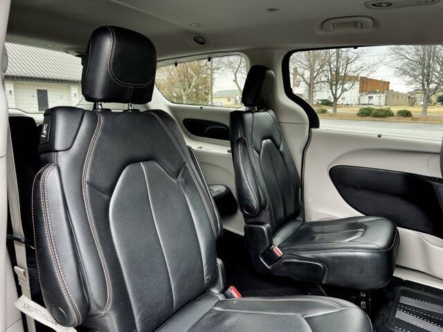 2020 Chrysler Pacifica Touring L