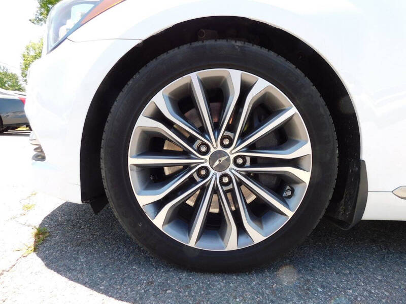2015 Hyundai Genesis