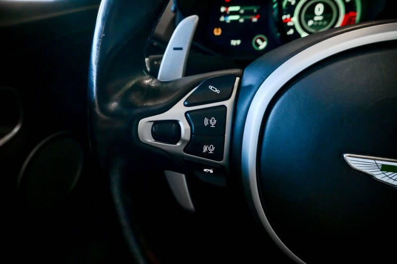 2022 Aston Martin Vantage