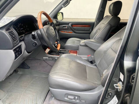 2000 Lexus LX 470