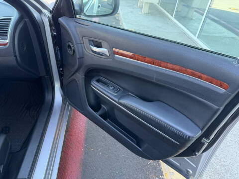2014 Chrysler 300
