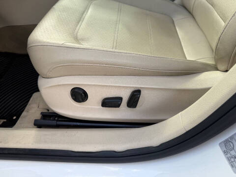 2012 Volkswagen Passat TDI SE